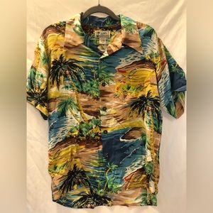 Avanti Hawaiian Shirt Size XS 100% silk